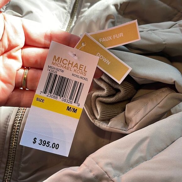 Michael Kors Black Medium NEW Down Parka - Picture 4 of 6